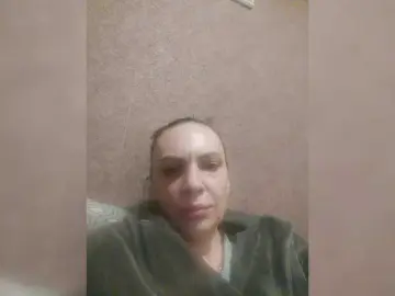 Irisha7777  live sex cam