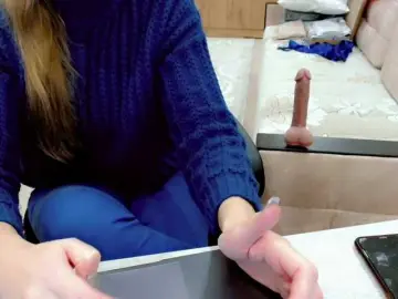 JuicyGloss  live sex cam