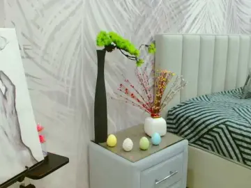 JuicyGloss  live sex cam