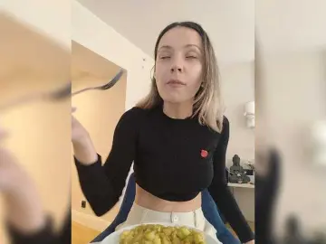 Lola3000  live sex cam