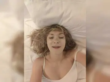 Lola3000  live sex cam