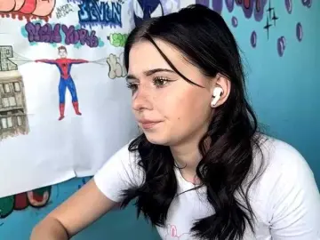 MaiaMassingill  live sex cam