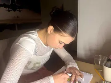 MaiaMassingill  live sex cam