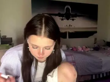 MaiaMassingill  live sex cam