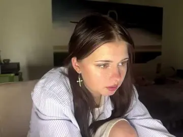 MaiaMassingill  live sex cam