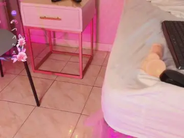 MinaWane  live sex cam