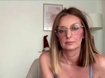 RachellaFox  live sex cam