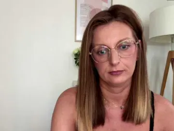 RachellaFox  live sex cam