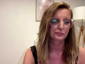 RachellaFox  live sex cam
