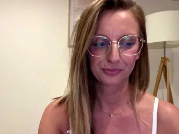 RachellaFox  live sex cam