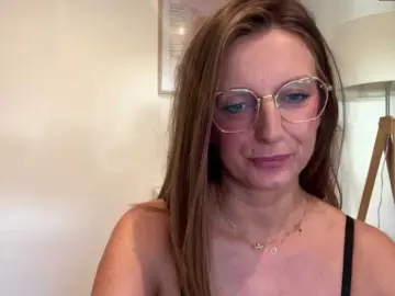 RachellaFox  live sex cam