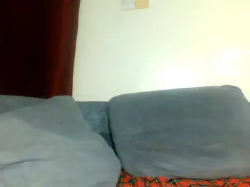 Sexy-cutie  live sex cam