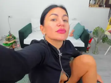 VickyIvy  live sex cam