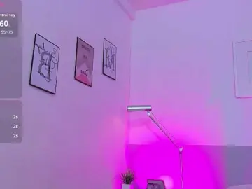 NaughtyMommyy  live sex cam