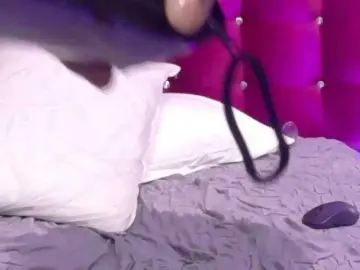 NaughtyMommyy  live sex cam