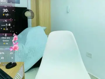 NaughtyMommyy  live sex cam