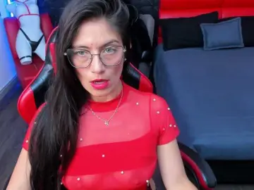 Sara69-  live sex cam