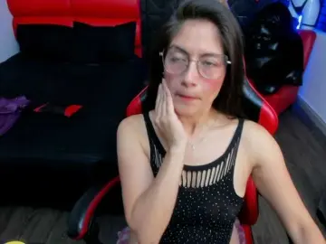 Sara69-  live sex cam