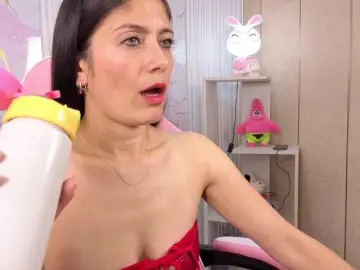 Sara69-  live sex cam
