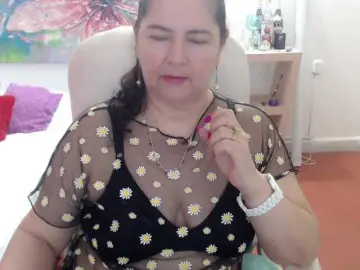 Leonela  live sex cam