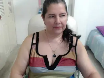 Leonela  live sex cam