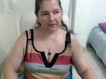 Leonela  live sex cam