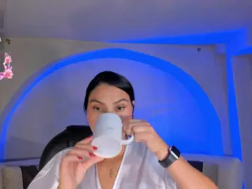 AbbyDalton  live sex cam