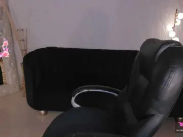 AbbyDalton  live sex cam