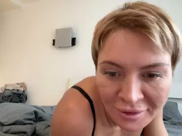 Alisa-Fox  live sex cam