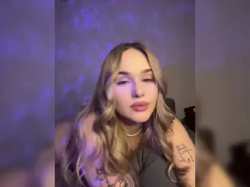 EllenSoftt  live sex cam