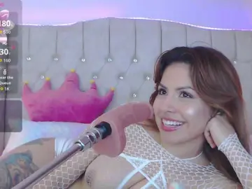 EmilyMerbu  live sex cam