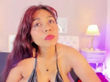 Mature-squiirt  live sex cam