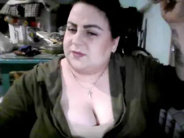 Ruby-Lorrie  live sex cam