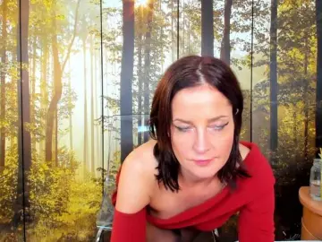 SatyneQueen  live sex cam