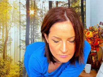 SatyneQueen  live sex cam