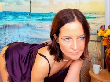 SatyneQueen  live sex cam