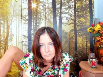 SatyneQueen  live sex cam