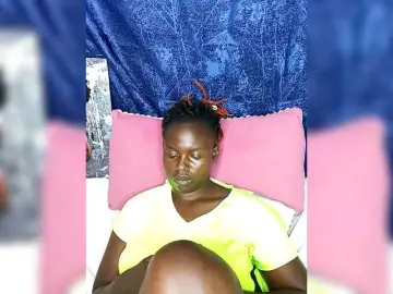 Freakcurvy8  live sex cam