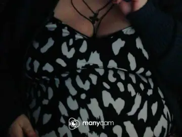 Mayalove4u  live sex cam