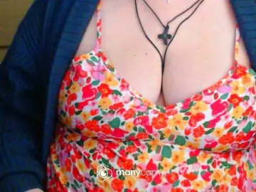 Mayalove4u  live sex cam