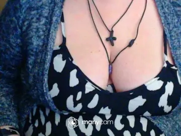 Mayalove4u  live sex cam