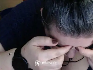 Mayalove4u  live sex cam