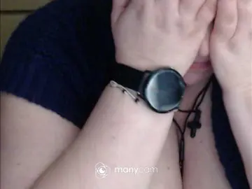 Mayalove4u  live sex cam