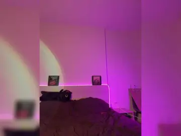 AstridMoss  live sex cam
