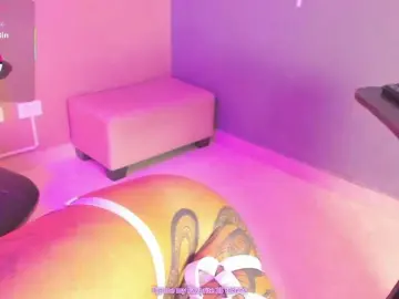 BelaJones  live sex cam