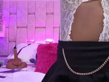 CarlaHilton  live sex cam
