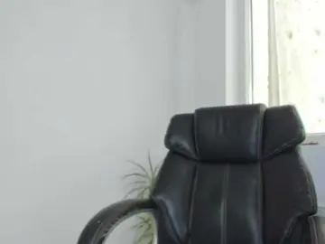 DiamondKay  live sex cam