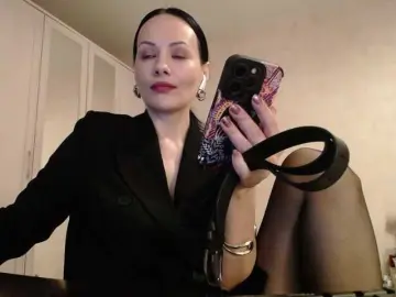 DominatriS  live sex cam