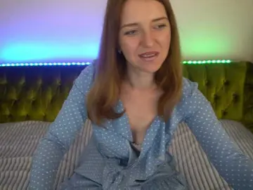 GoldenLacee  live sex cam