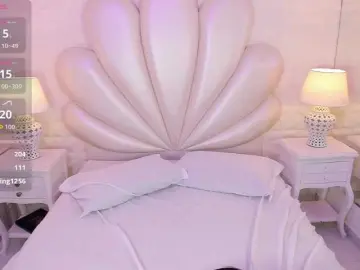 LevahMia1  live sex cam